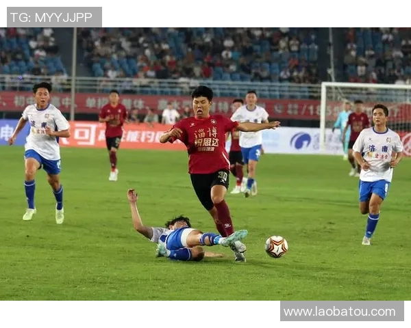 山东鲁能携手足球明星共庆盛典送出精彩足球体验活动